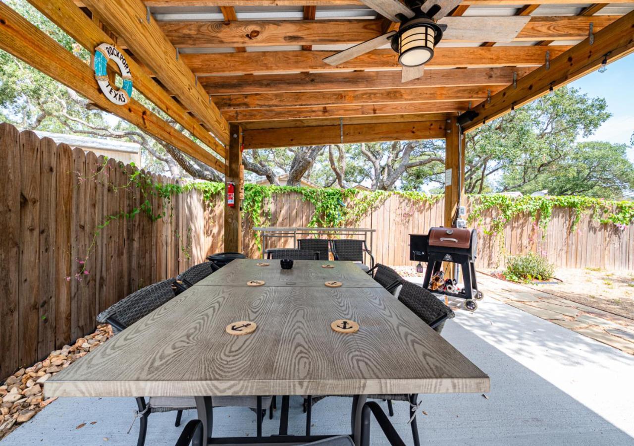 הוילה רוקפורט Knot Bay Haven, Dog Friendly, Hot Tub, Fenced Yard, Patio And Grill, 3 Br מראה חיצוני תמונה