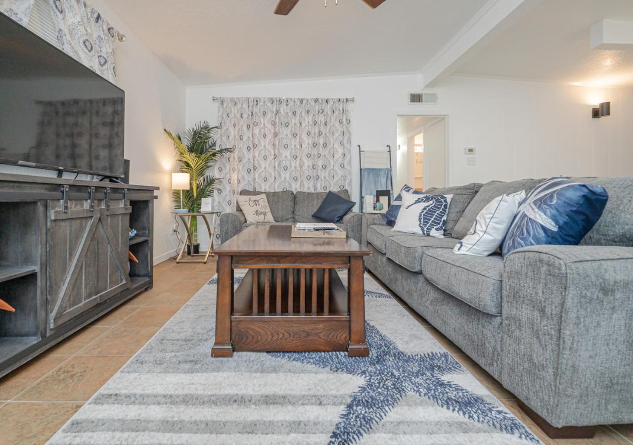 הוילה רוקפורט Knot Bay Haven, Dog Friendly, Hot Tub, Fenced Yard, Patio And Grill, 3 Br מראה חיצוני תמונה