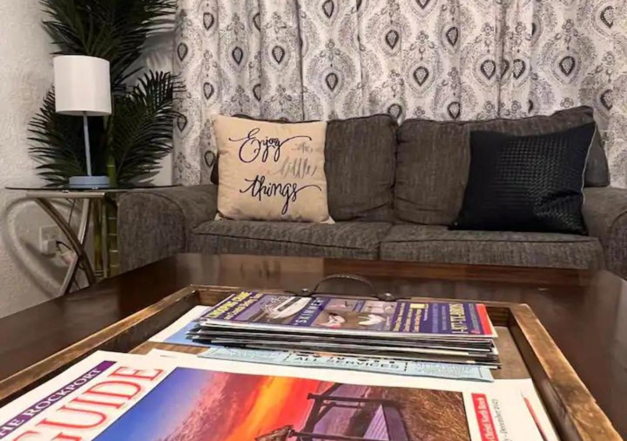 הוילה רוקפורט Knot Bay Haven, Dog Friendly, Hot Tub, Fenced Yard, Patio And Grill, 3 Br מראה חיצוני תמונה